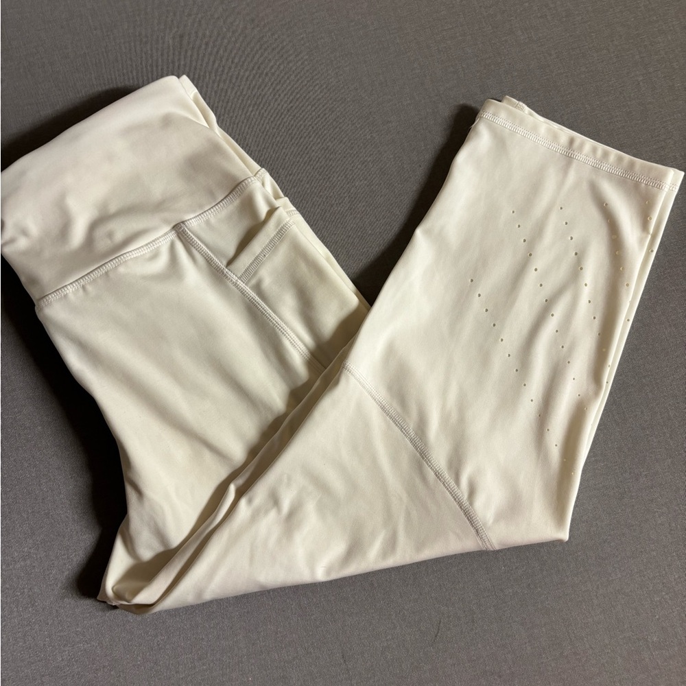 ChampionCream High-Waisted Leggings yoga